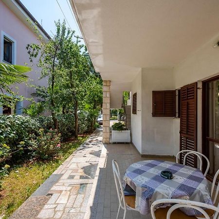 Apartmani Lido Bašanija Exteriör bild