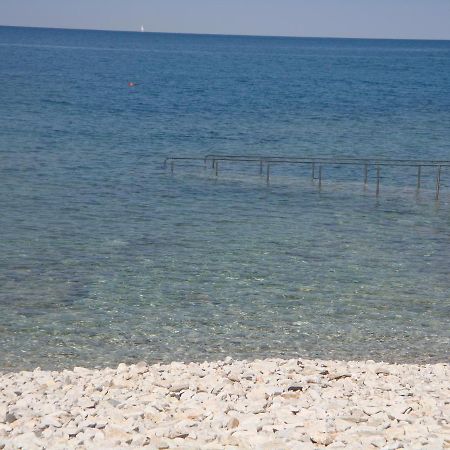Apartmani Lido Bašanija Exteriör bild