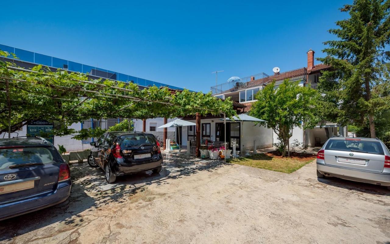 Apartmani Lido Bašanija Exteriör bild