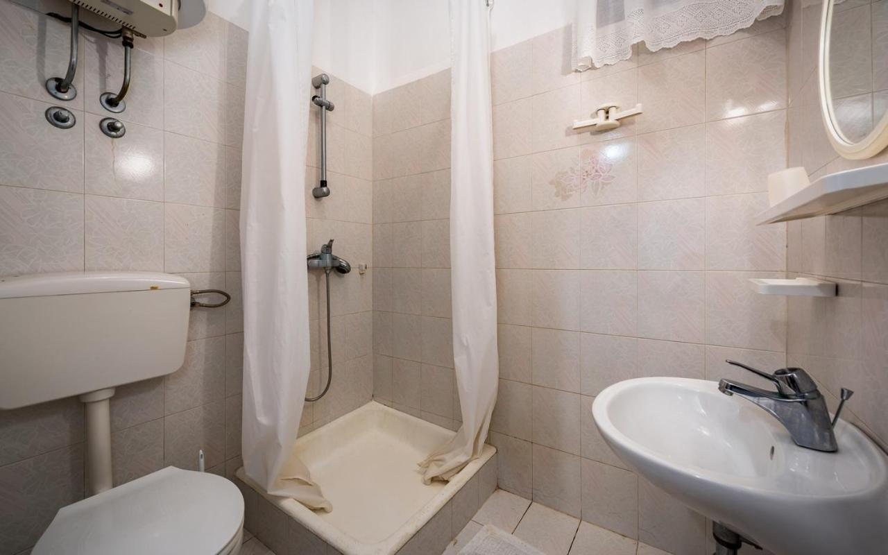 Apartmani Lido Bašanija Exteriör bild