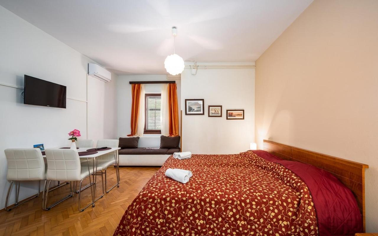Apartmani Lido Bašanija Exteriör bild