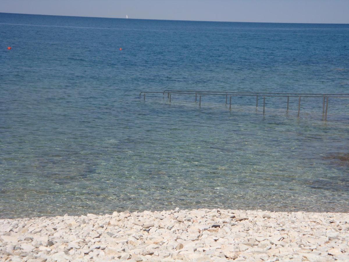 Apartmani Lido Bašanija Exteriör bild